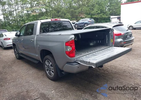 2019 Toyota Tundra Platinum 5.7L V8 z USA, uszkodzony, nr VIN 5TFAY5F15KX815024